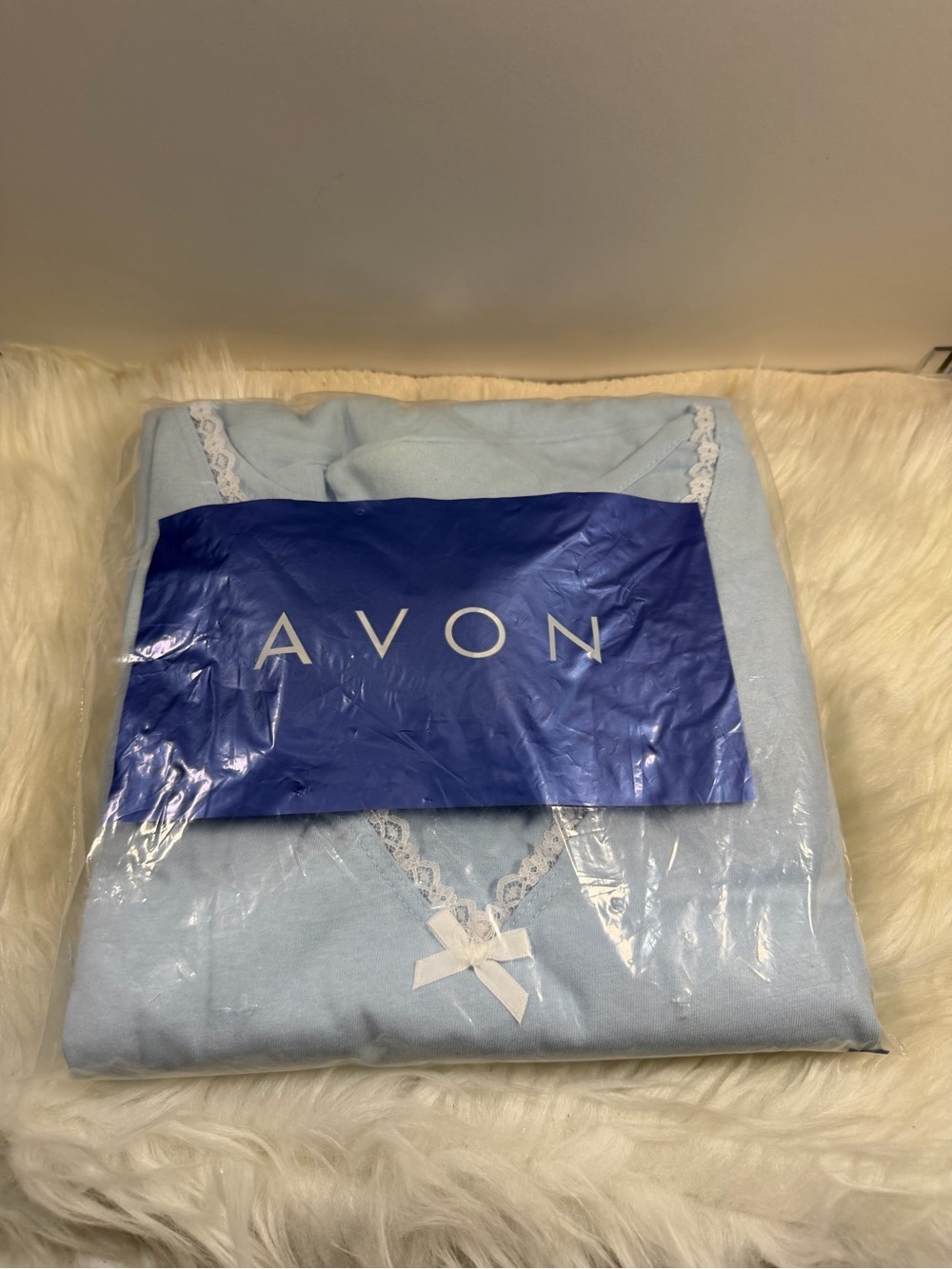 Avon Vintage Blue Angel Graphic Sleep Top with White Lace Border